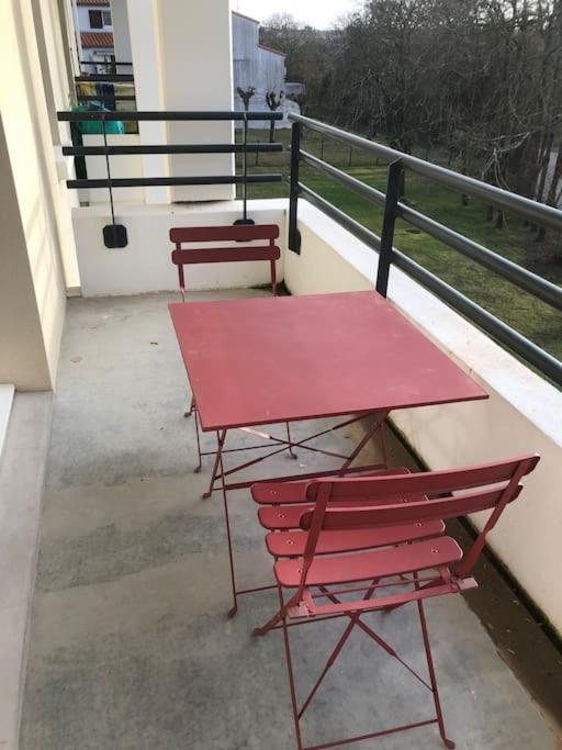 Appartement A Avec Acces Piscine *